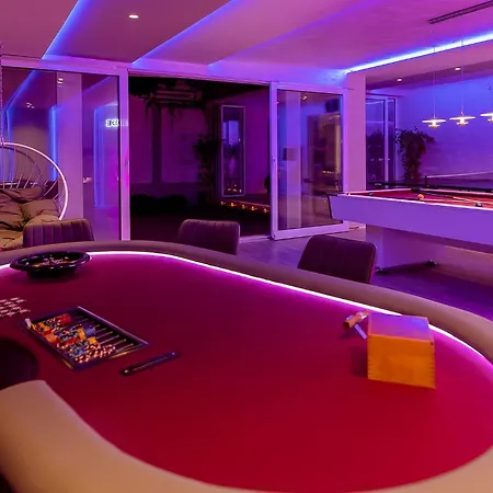 #1 Lux With Pool, Gameroom, Spa, Zen Yard #free Airport Transport# Belgrado