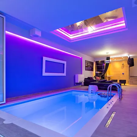 #1 Lux With Pool, Gameroom, Spa, Zen Yard #free Airpot Transport# *