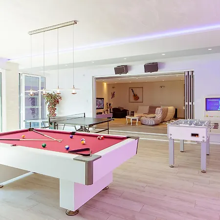 #1 Lux With Pool, Gameroom, Spa, Zen Yard #free Airpot Transport# Villa