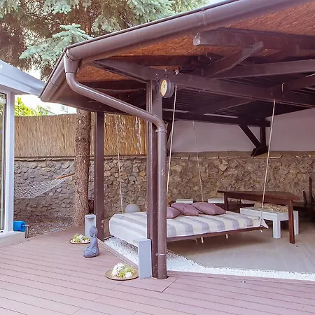 #1 Lux With Pool, Gameroom, Spa, Zen Yard #free Airport Transport# * Belgrado