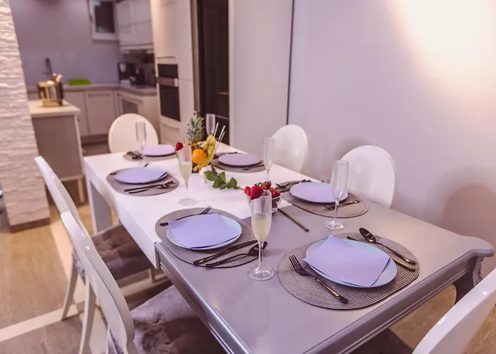 Villa #1 Lux With Pool, Gameroom, Spa, Zen Yard #free Airport Transport#