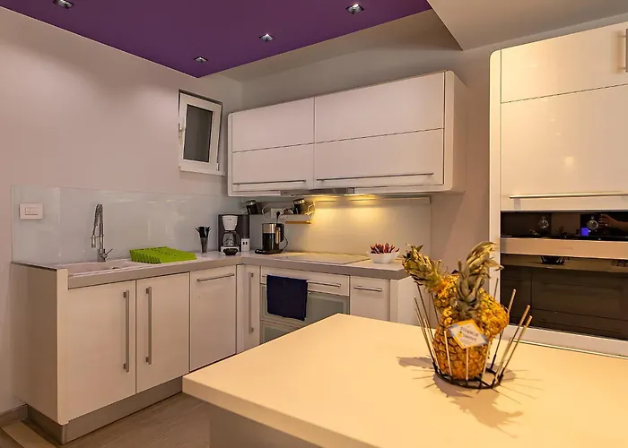 #1 Lux With Pool, Gameroom, Spa, Zen Yard #free Airport Transport# Belgrade