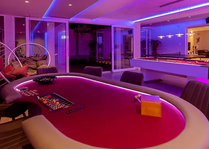 #1 Lux With Pool, Gameroom, Spa, Zen Yard #free Airport Transport# Belgrade