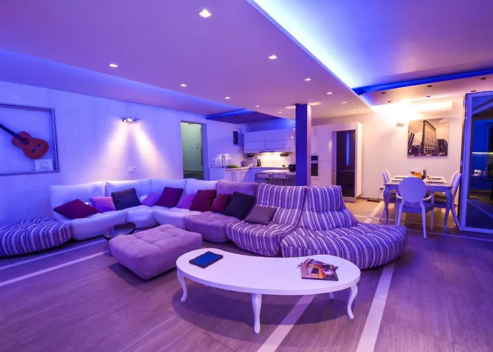 #1 Lux With Pool, Gameroom, Spa, Zen Yard #free Airport Transport# *